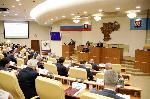 Сегодня Губернатор Ульяновской области Алексей Русских выступил перед депутатами Законодательного собрания региона с отчетом о работе за 2021 год.